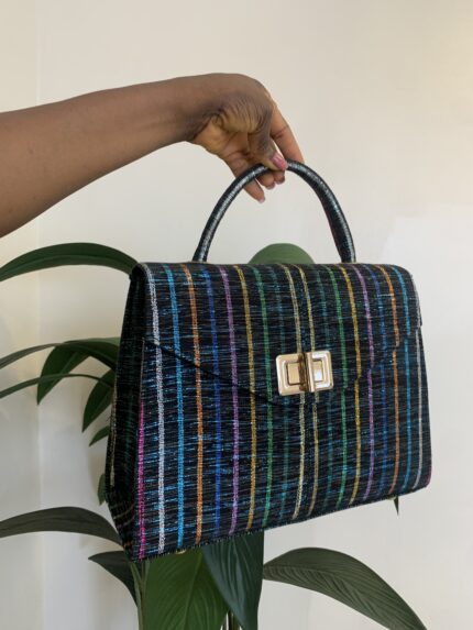 Tinuke in multicolour