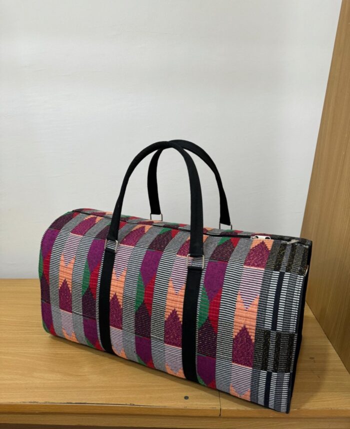 Dayo duffle bag in akwete fabric - Image 3